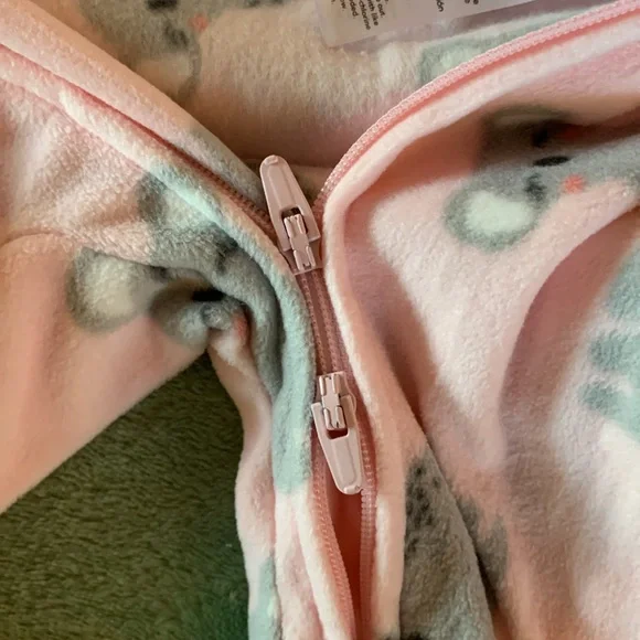 winter zippy carter’s 🐨 - Picture 2 of 4